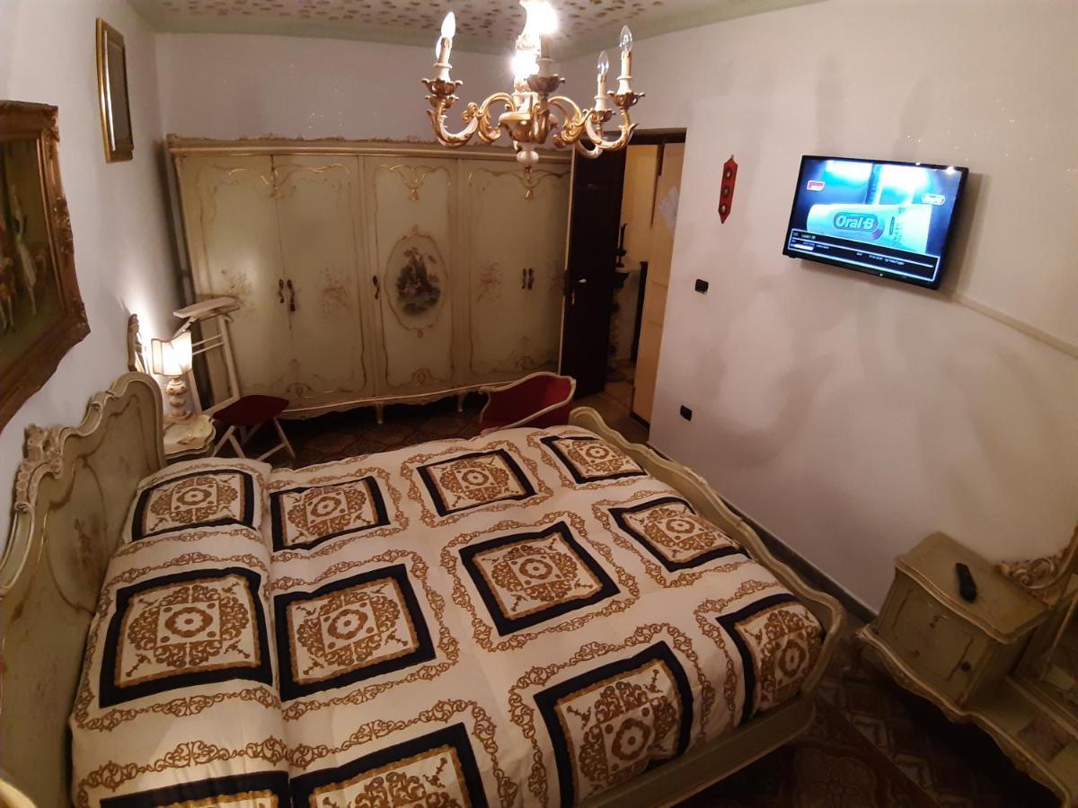 Отель Casa Rosy Кальтаниссетта Экстерьер фото